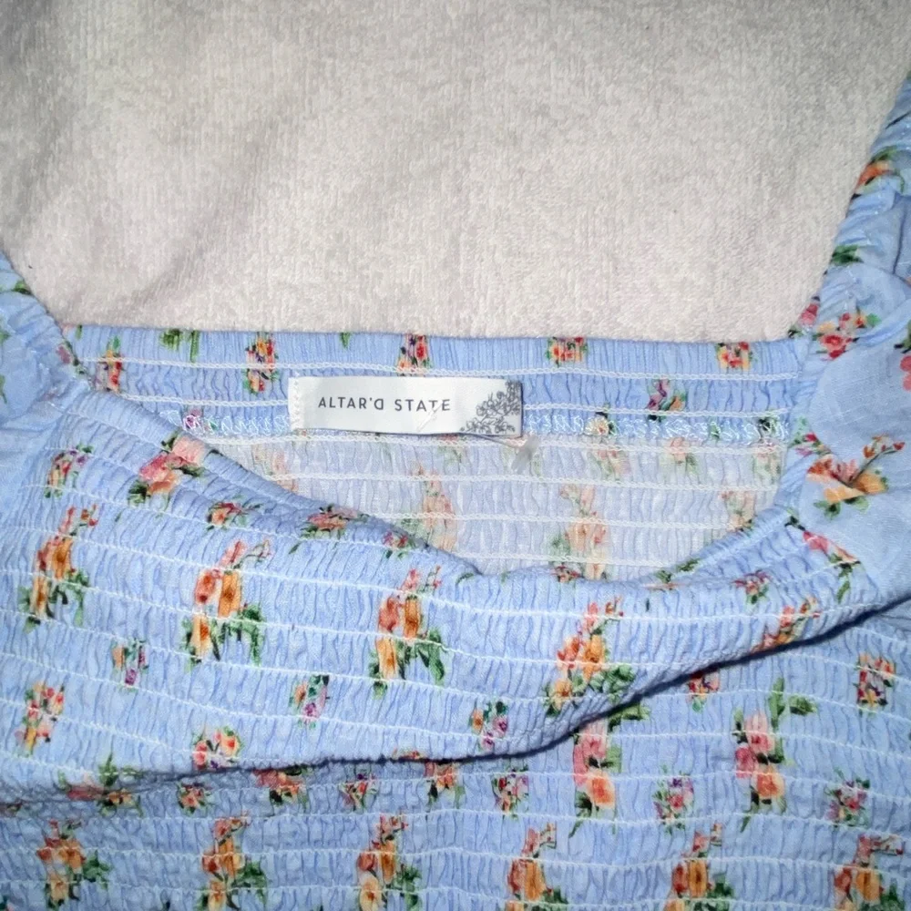 Altar'd State Blue Floral Smocked Blouse - Picture 6 of 7